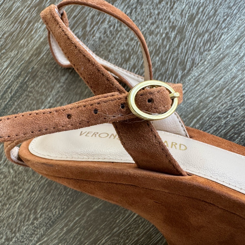 Veronica Beard Manuela 95MM Suede Ankle-Strap Wedge Sandals Caramel Brown 5.5 - Picture 9 of 11